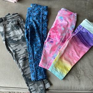 4 pairs GAP pants/capris